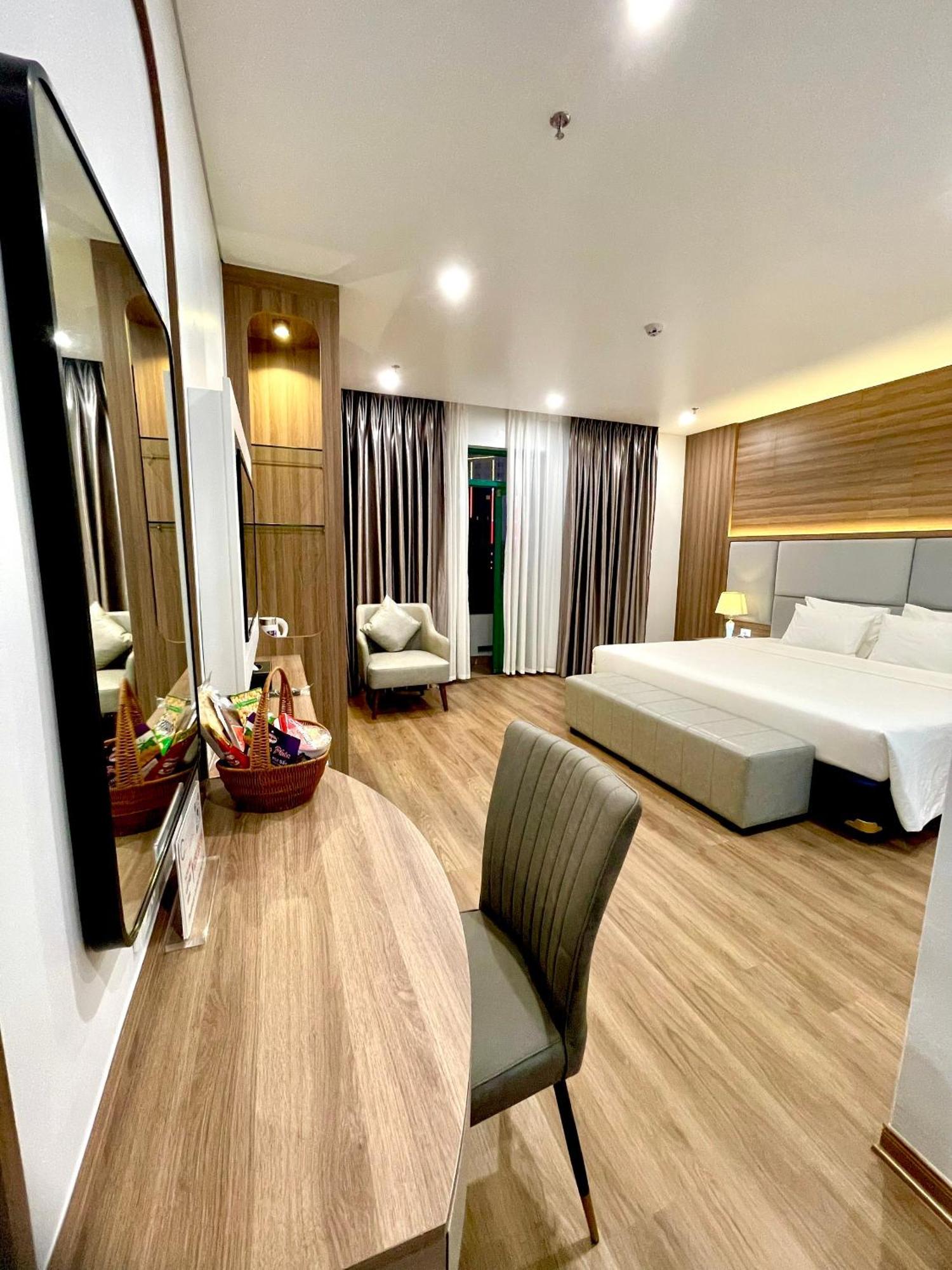 Central Halong Hotel Ha Long Exterior photo
